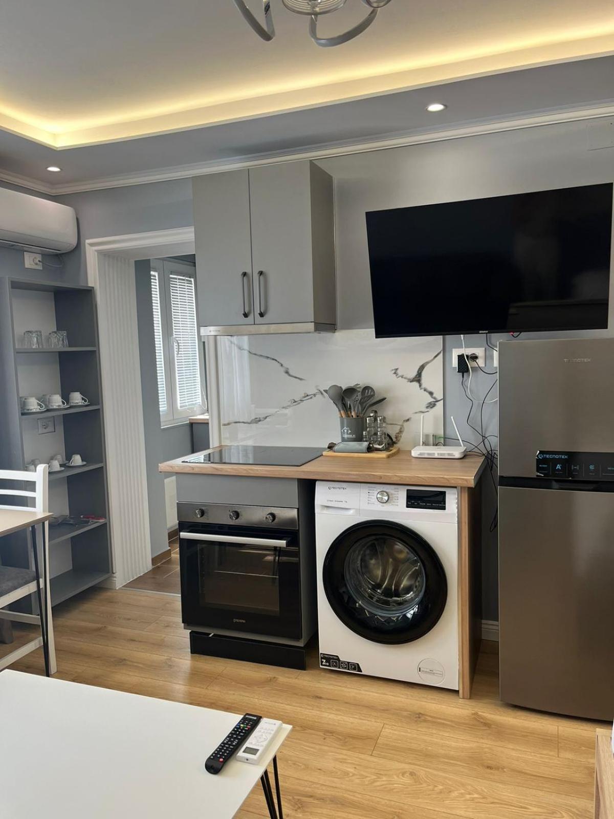 Apartment Couple Apartment's Tirana